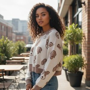 Debut "Puppy Print" Cropped Crewneck Sweater